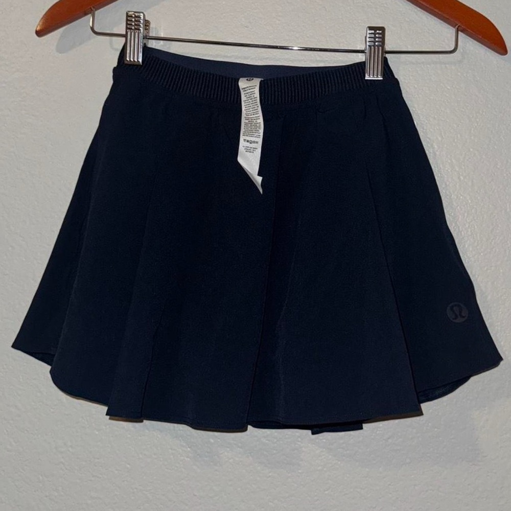 Lululemon Athletica Blue Pleated Mini Skater Skirt